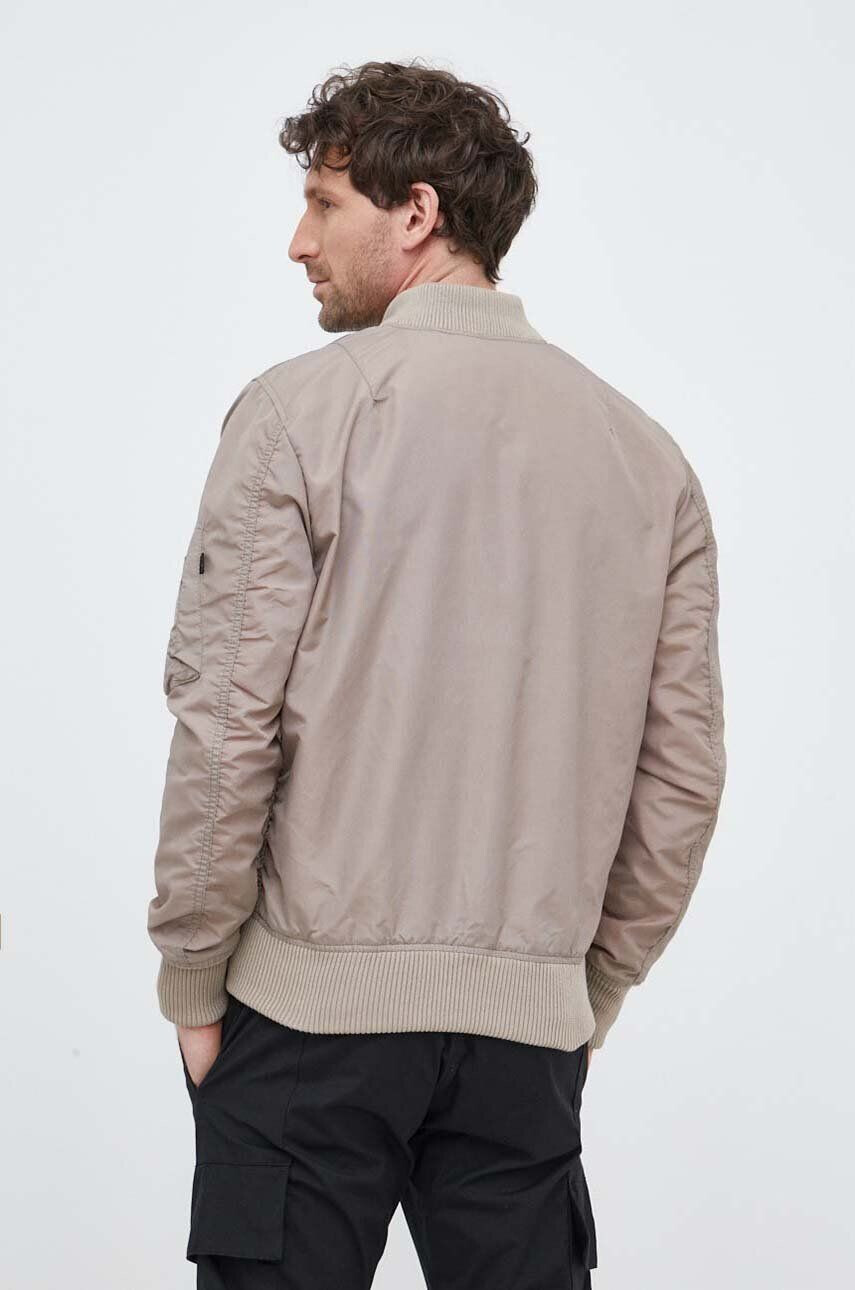 Alpha Industries geaca bomber barbati culoarea bej de tranzitie - Pled.ro