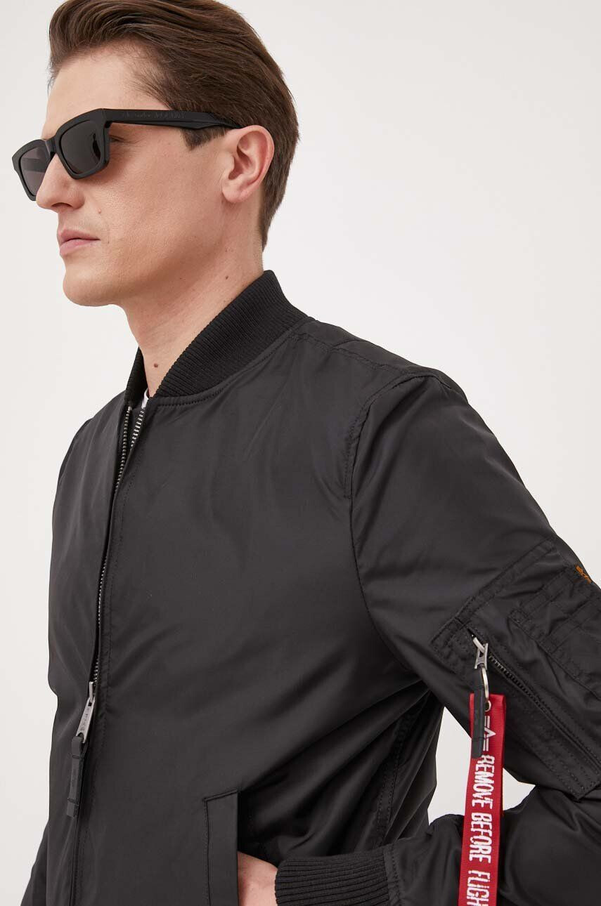 Alpha Industries geacă bomber MA-1 TT bărbați culoarea negru de tranziție 191103.03-Black - Pled.ro