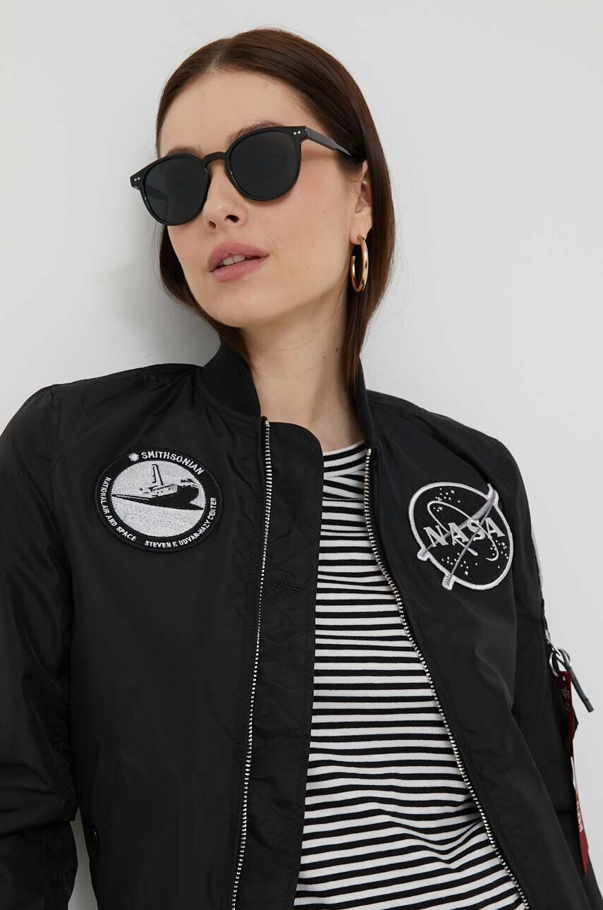 Alpha Industries geacă bomber cu două fețe MA-1 TT NASA REVERSIBLE WMN femei culoarea negru de tranzitie 186022.03-Black - Pled.ro