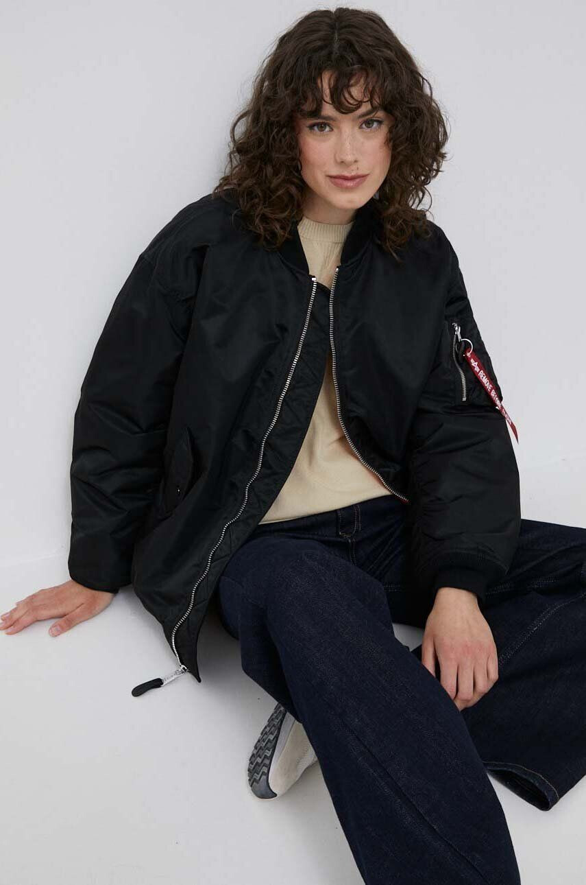 Alpha Industries geacă bomber MA-1 CORE WMN femei culoarea negru de iarna oversize 108010.03-Black - Pled.ro