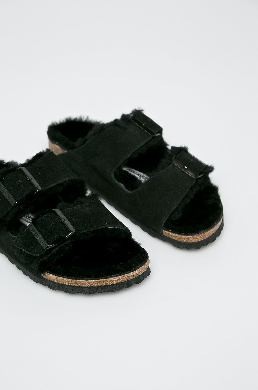 Birkenstock Papuci de casă Arizona Fur 752663-Black - Pled.ro