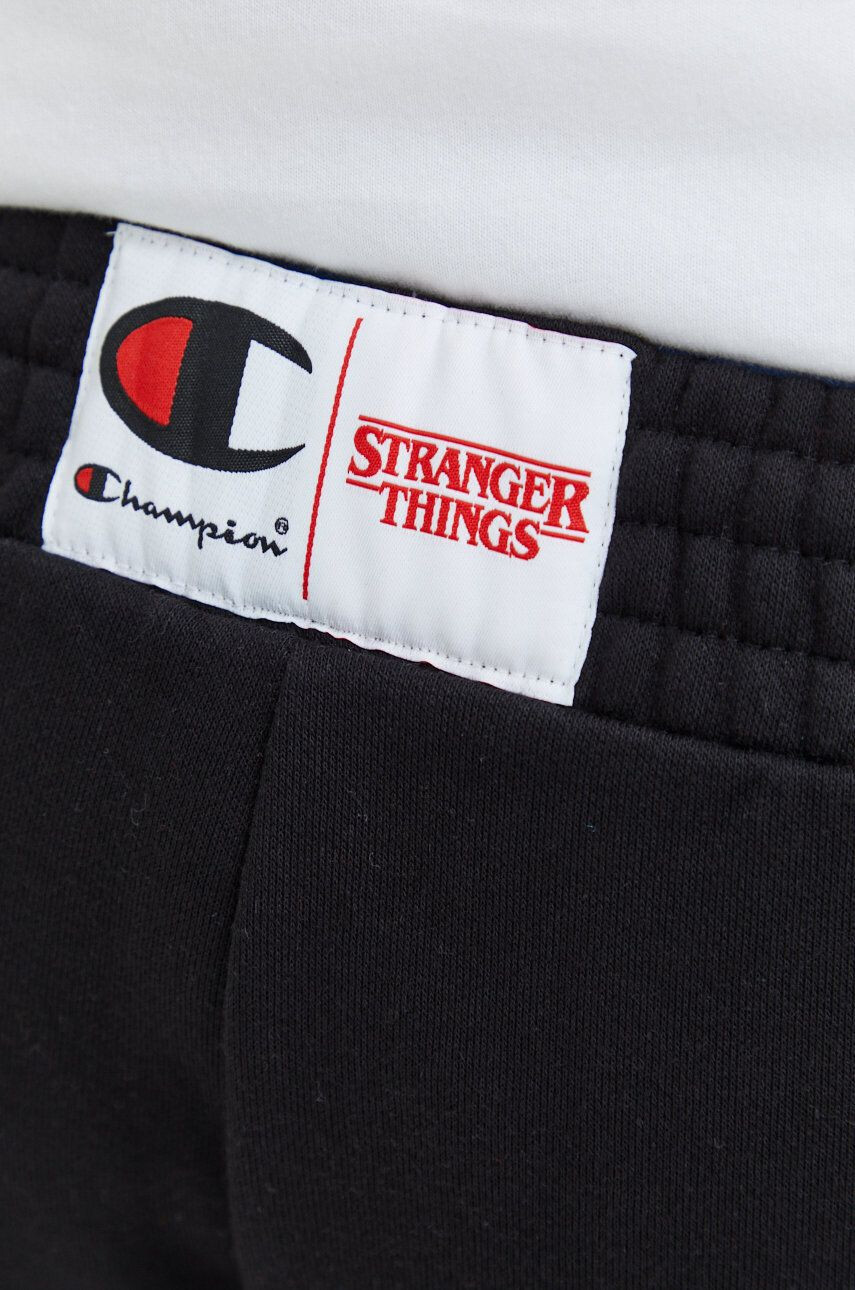 Champion pantaloni scurti Xstranger Things culoarea negru cu imprimeu - Pled.ro