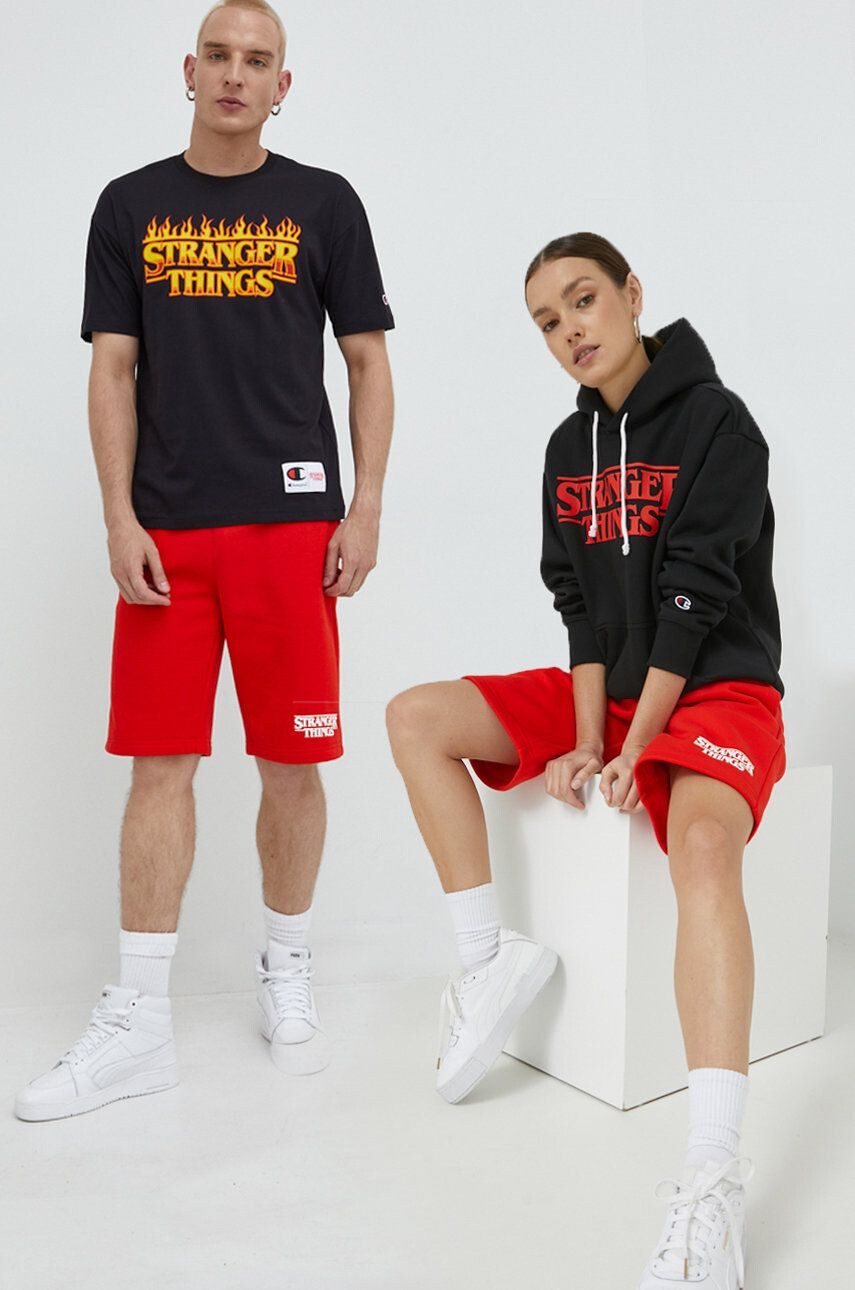 Champion pantaloni scurti Xstranger Things culoarea rosu cu imprimeu - Pled.ro