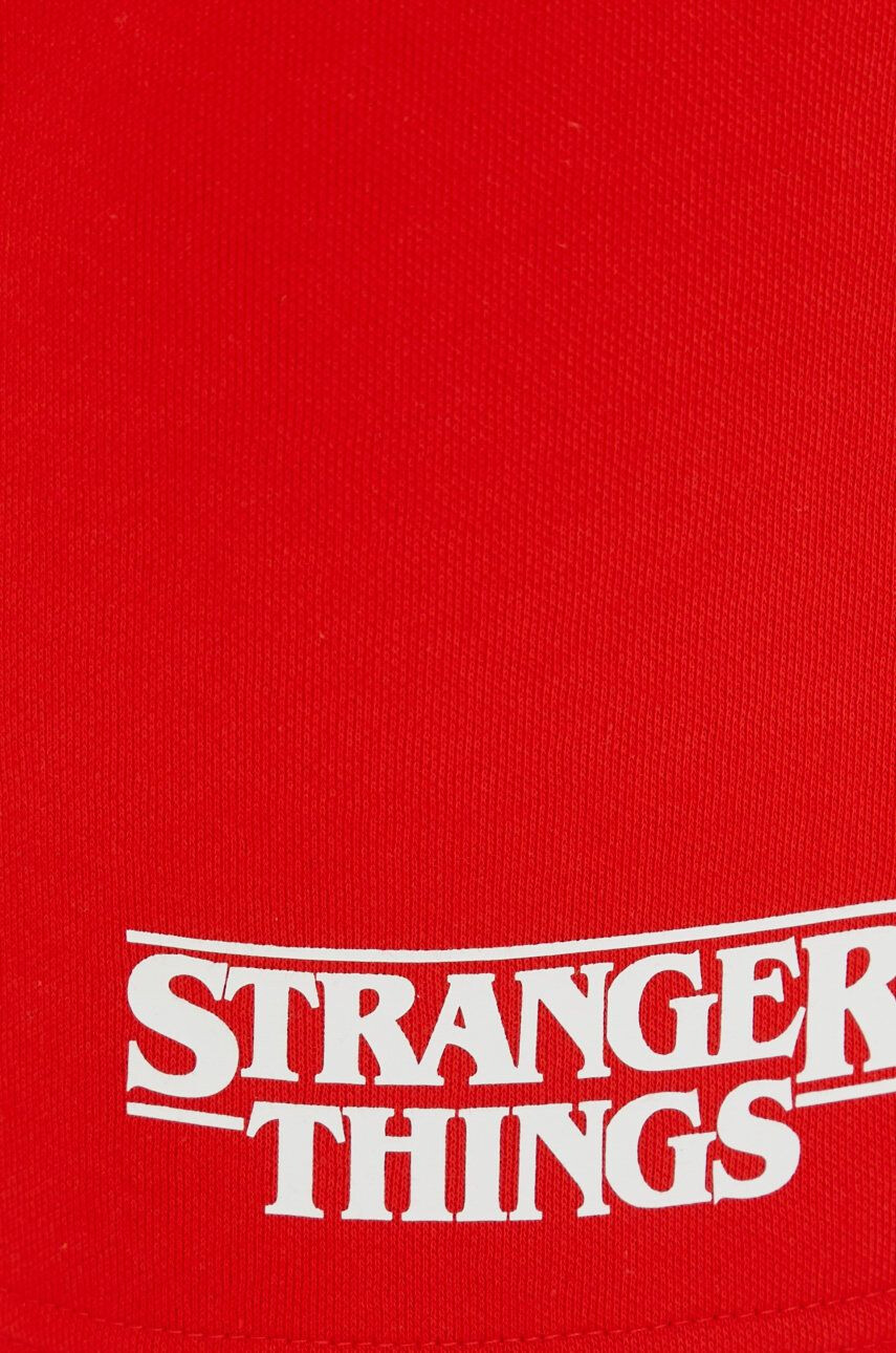 Champion pantaloni scurti Xstranger Things culoarea rosu cu imprimeu - Pled.ro