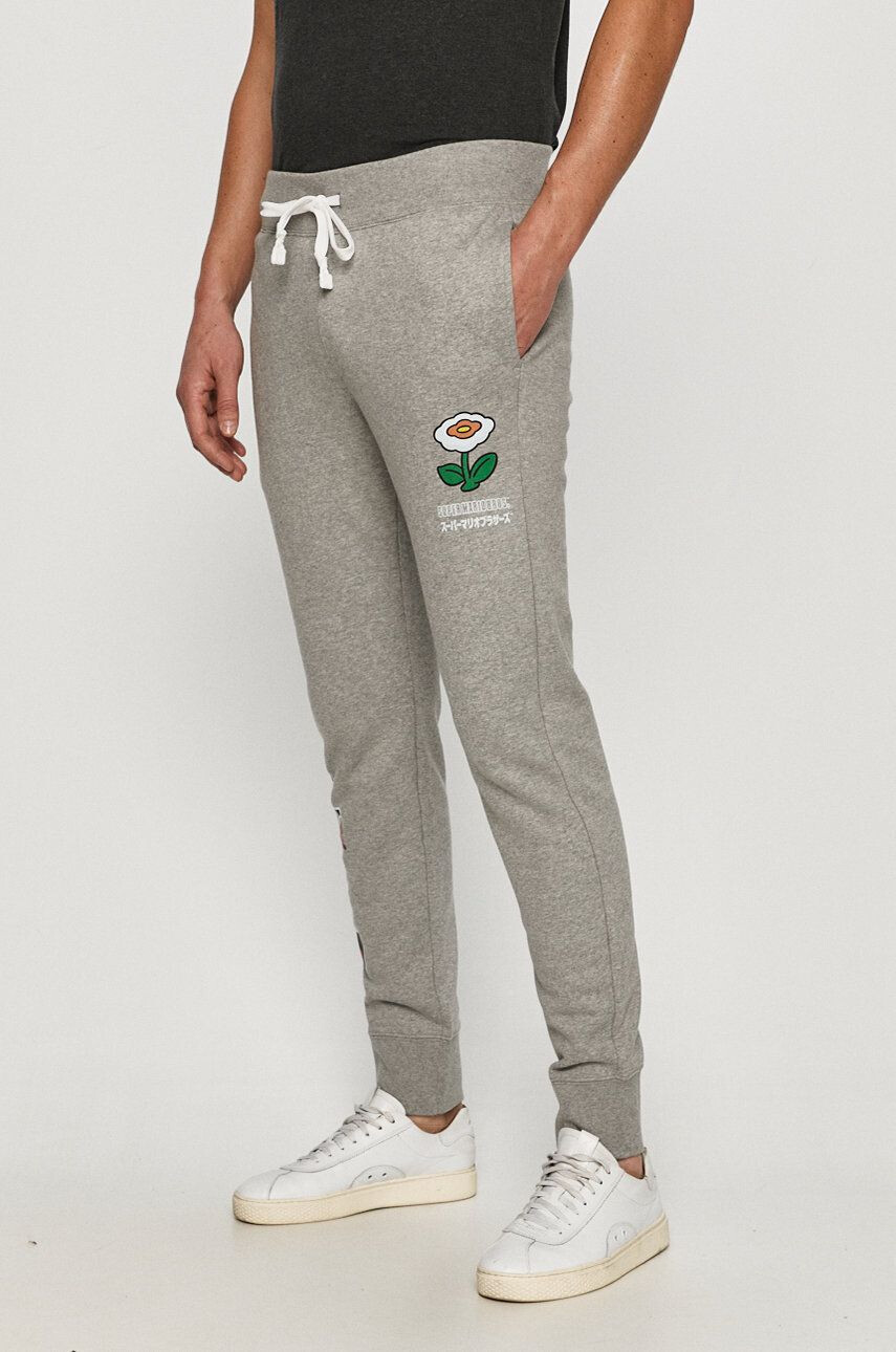 Champion Pantaloni x Super Mario Bros. - Pled.ro