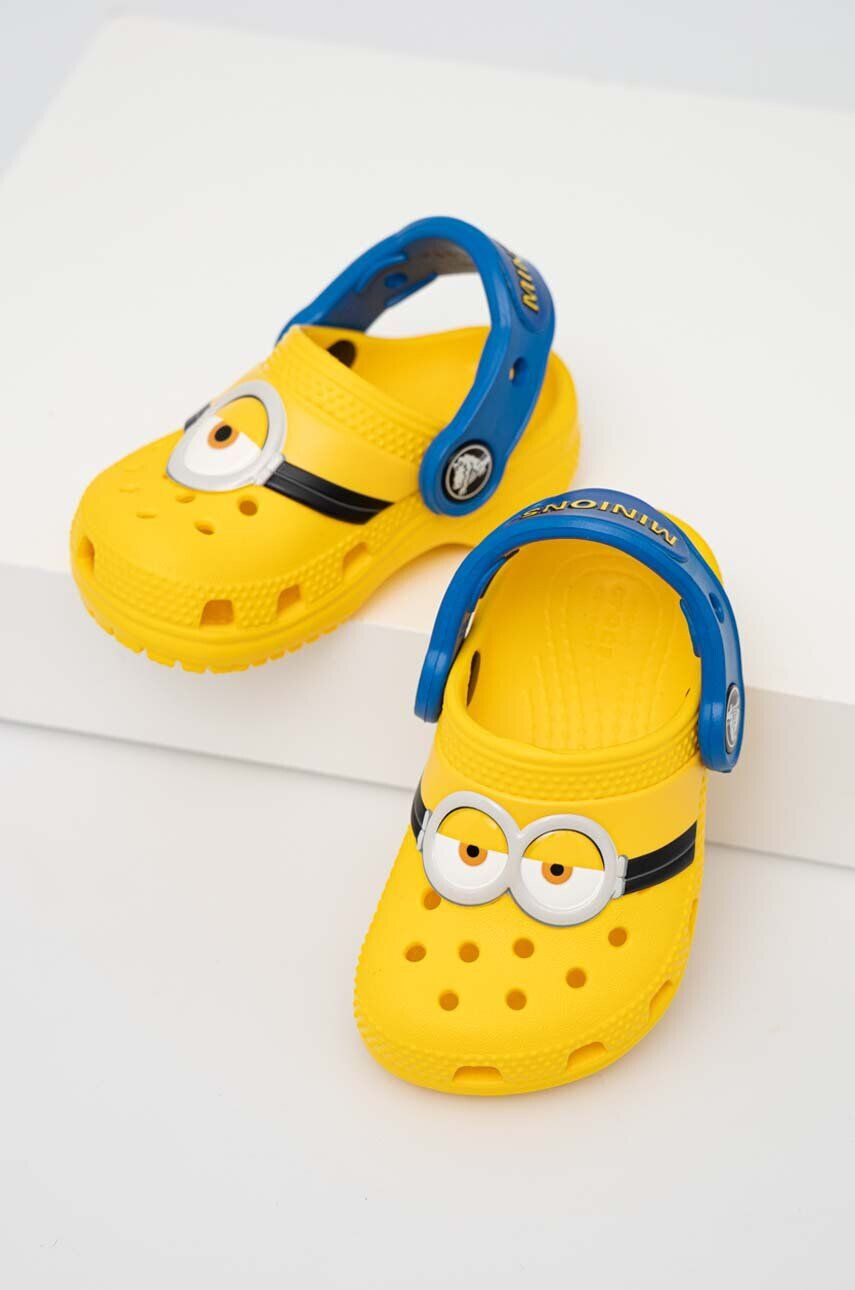 Crocs slapi copii culoarea galben - Pled.ro