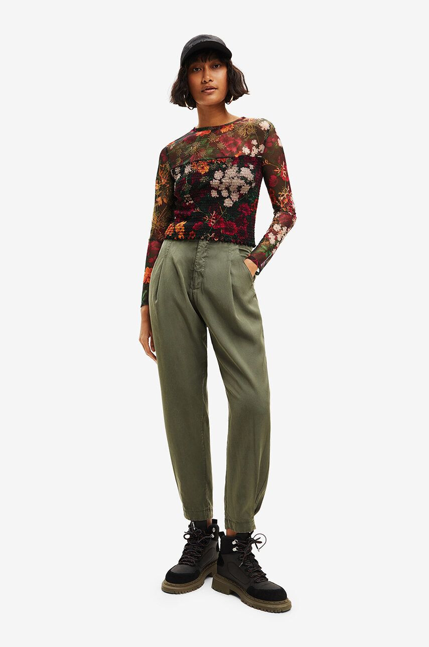 Desigual pantaloni - Pled.ro