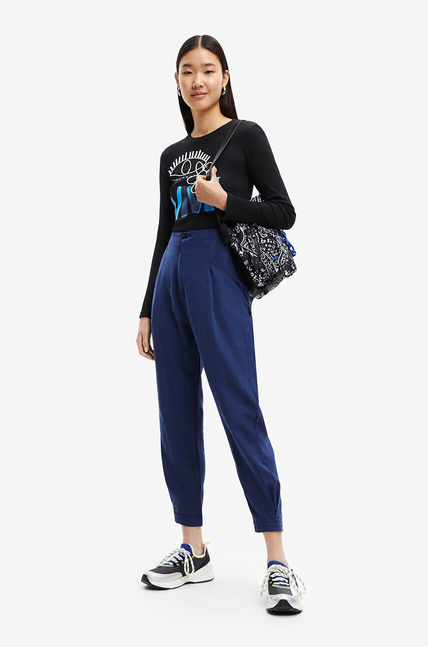 Desigual pantaloni - Pled.ro