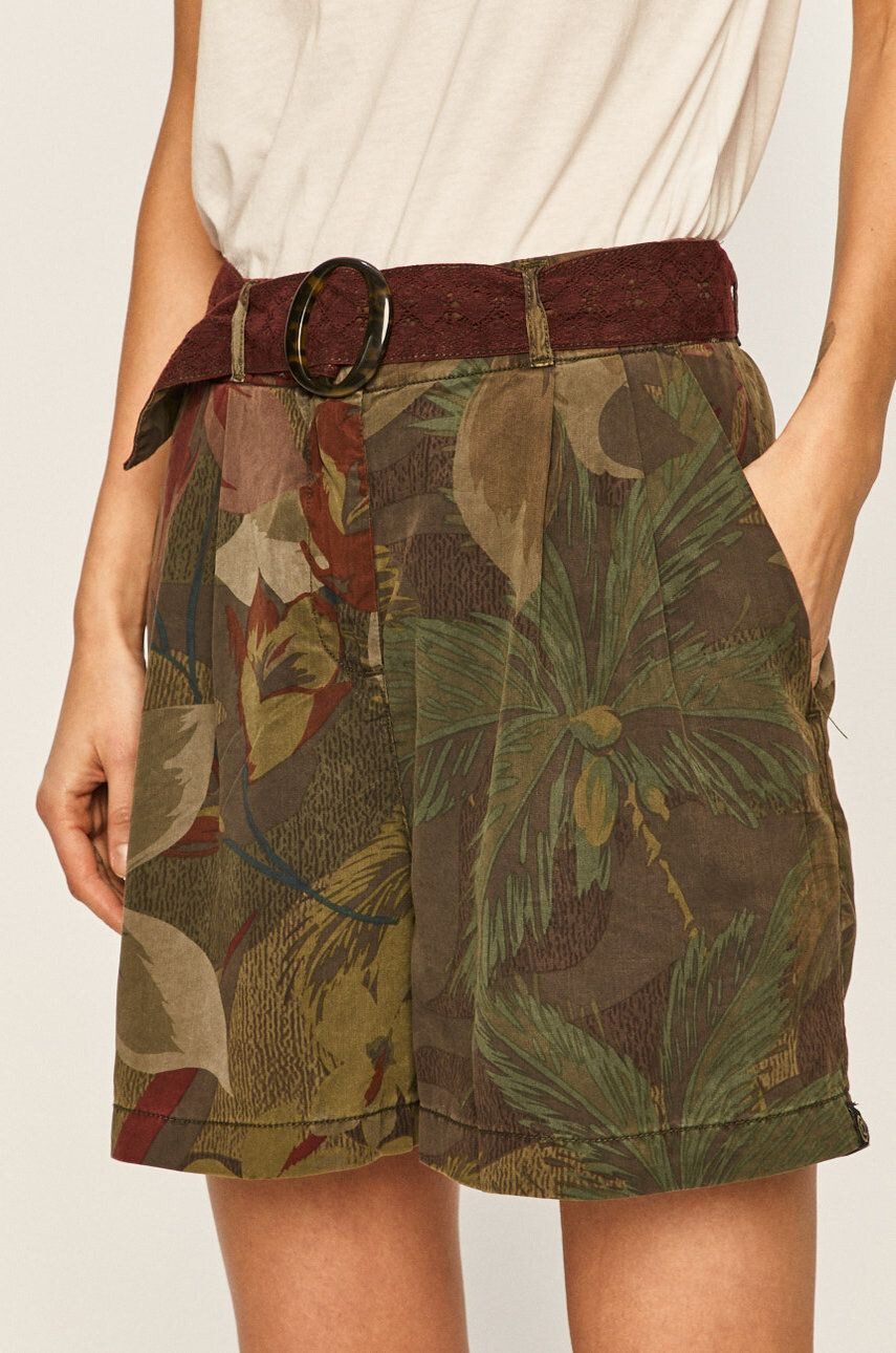 Desigual Pantaloni scurti - Pled.ro