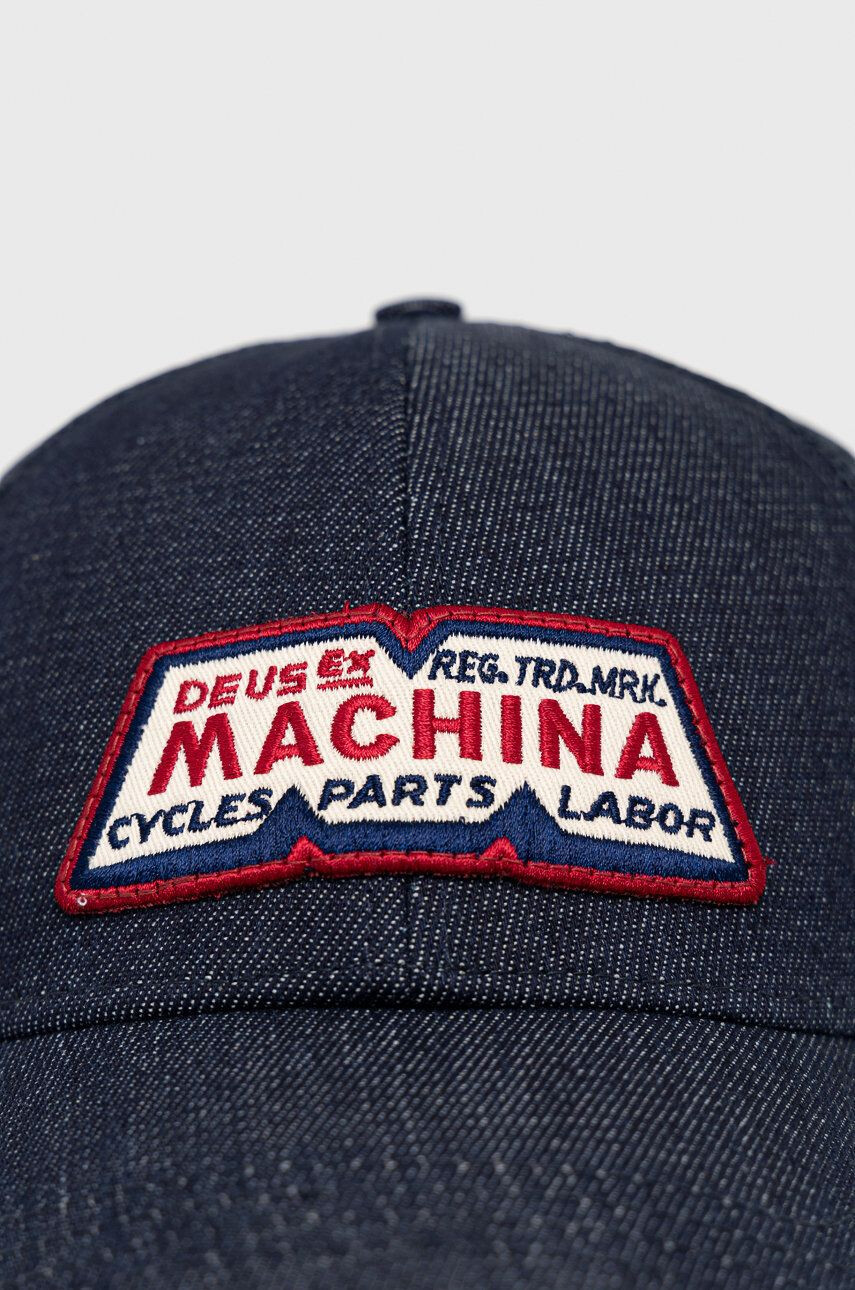 Deus Ex Machina caciula - Pled.ro