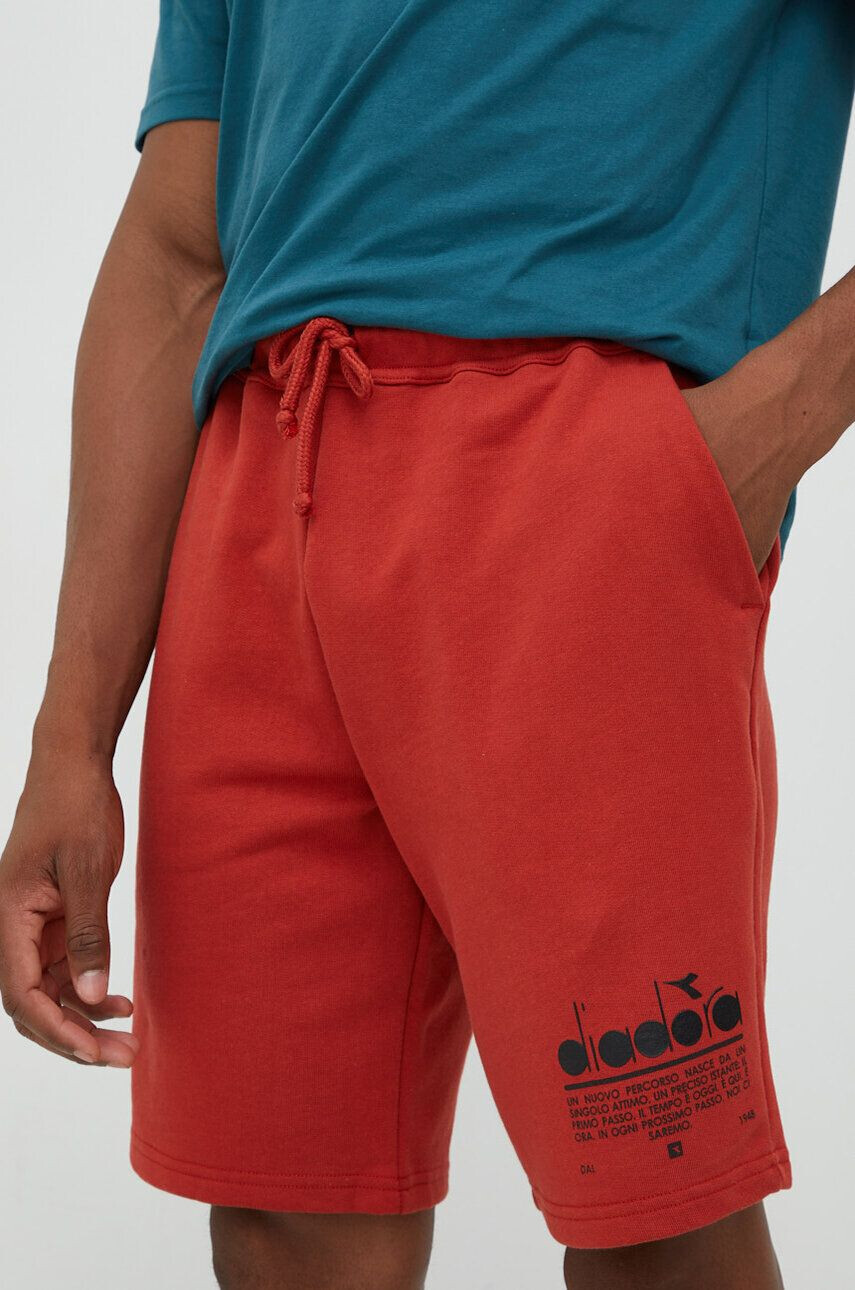 Diadora pantaloni scurti din bumbac - Pled.ro