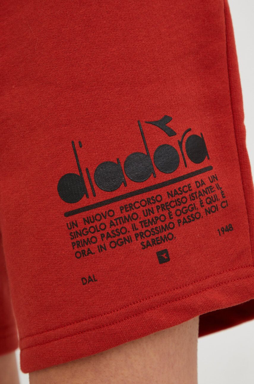 Diadora pantaloni scurti din bumbac - Pled.ro