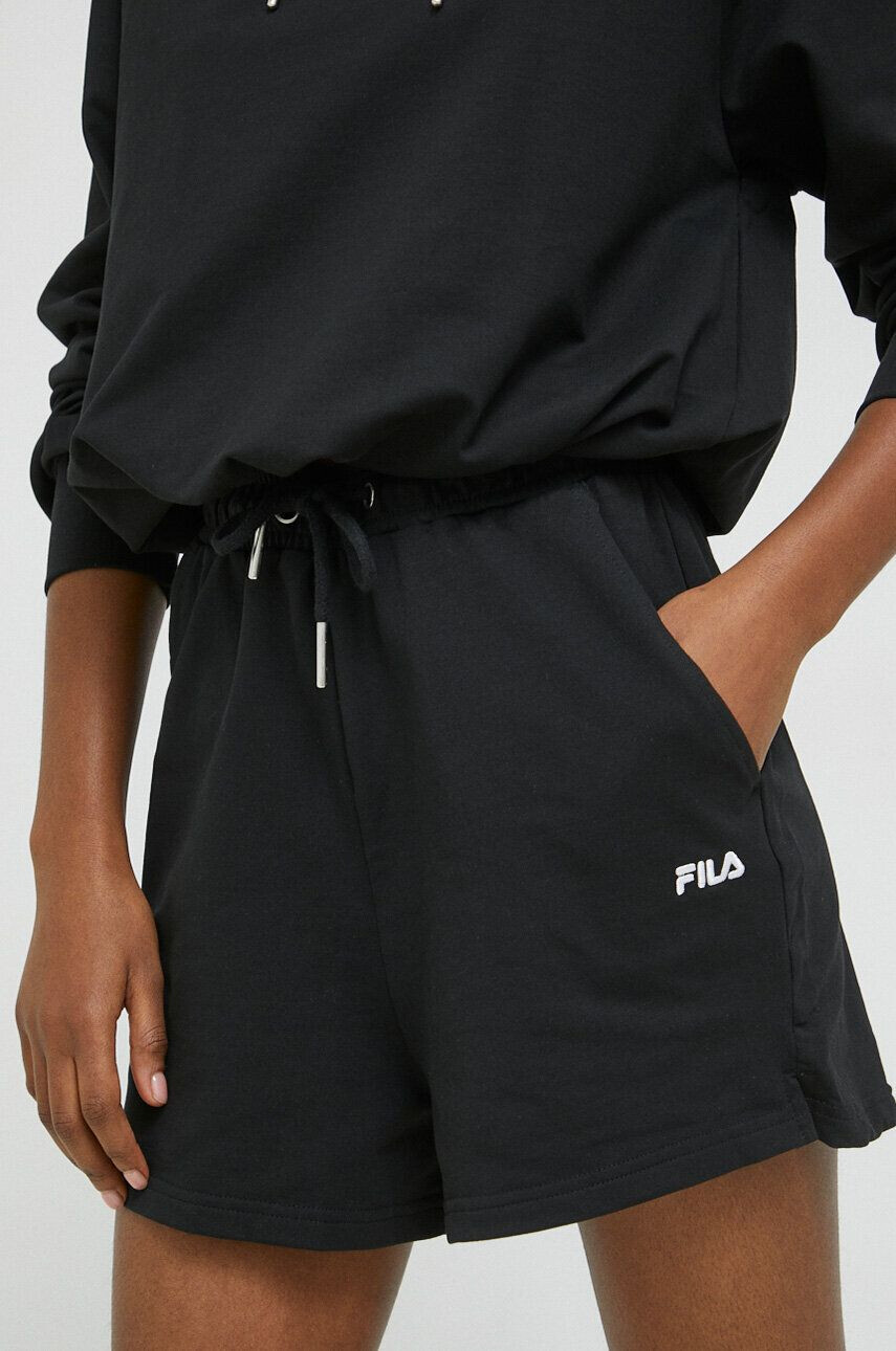 Fila pantaloni scurti - Pled.ro