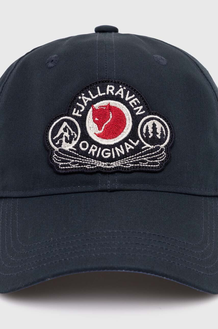 Fjallraven șapcă Classic Badge Cap culoarea albastru marin cu imprimeu F86979.555-555 - Pled.ro