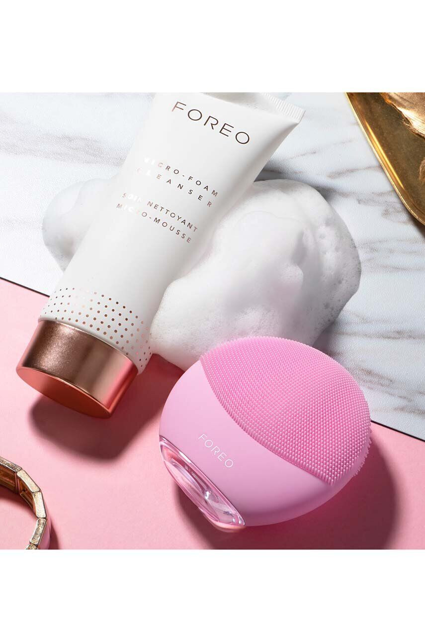 FOREO masaj facial și perie de curățare LUNA™ Mini 3 - Pled.ro