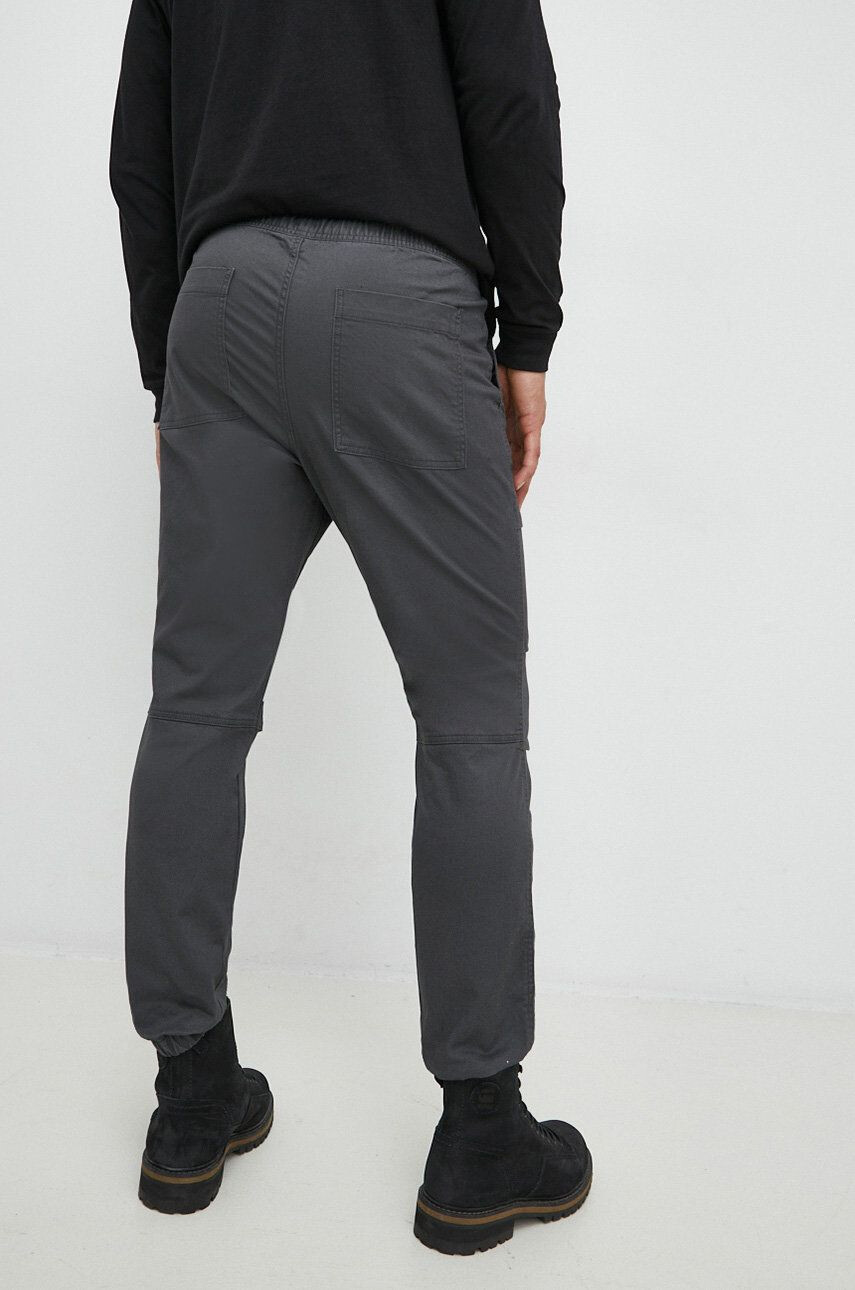 Gap pantaloni barbati culoarea negru cu imprimeu - Pled.ro