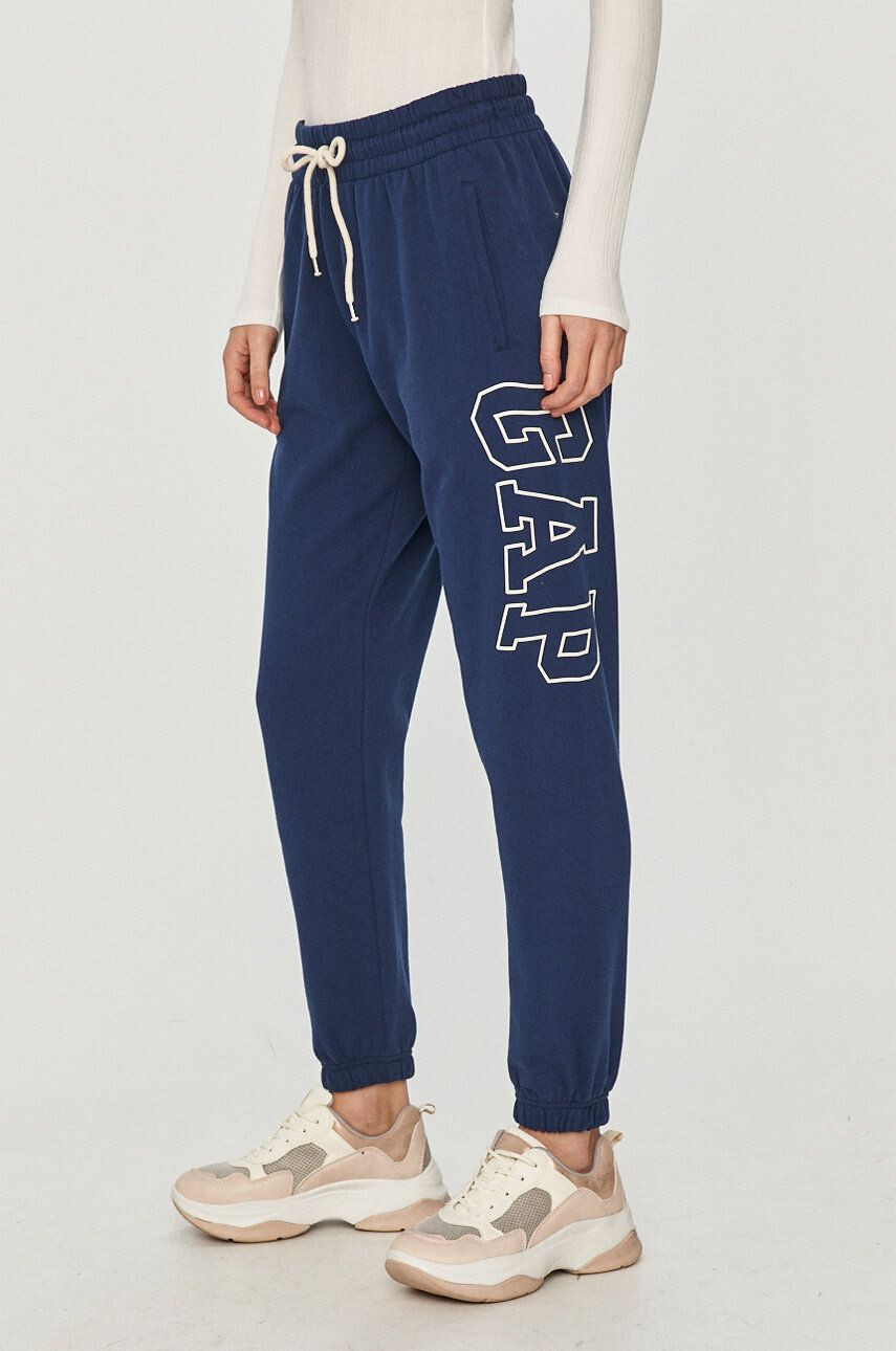 Gap Pantaloni - Pled.ro