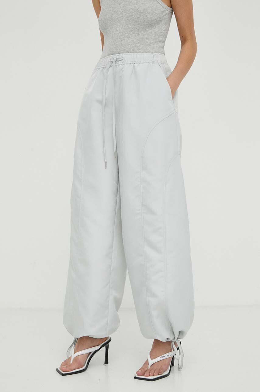 Gestuz pantaloni Bina femei culoarea gri lat high waist - Pled.ro