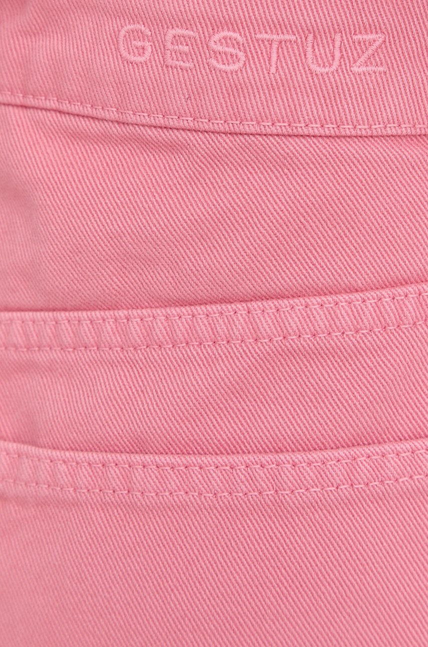 Gestuz pantaloni scurti din bumbac femei culoarea roz neted high waist - Pled.ro