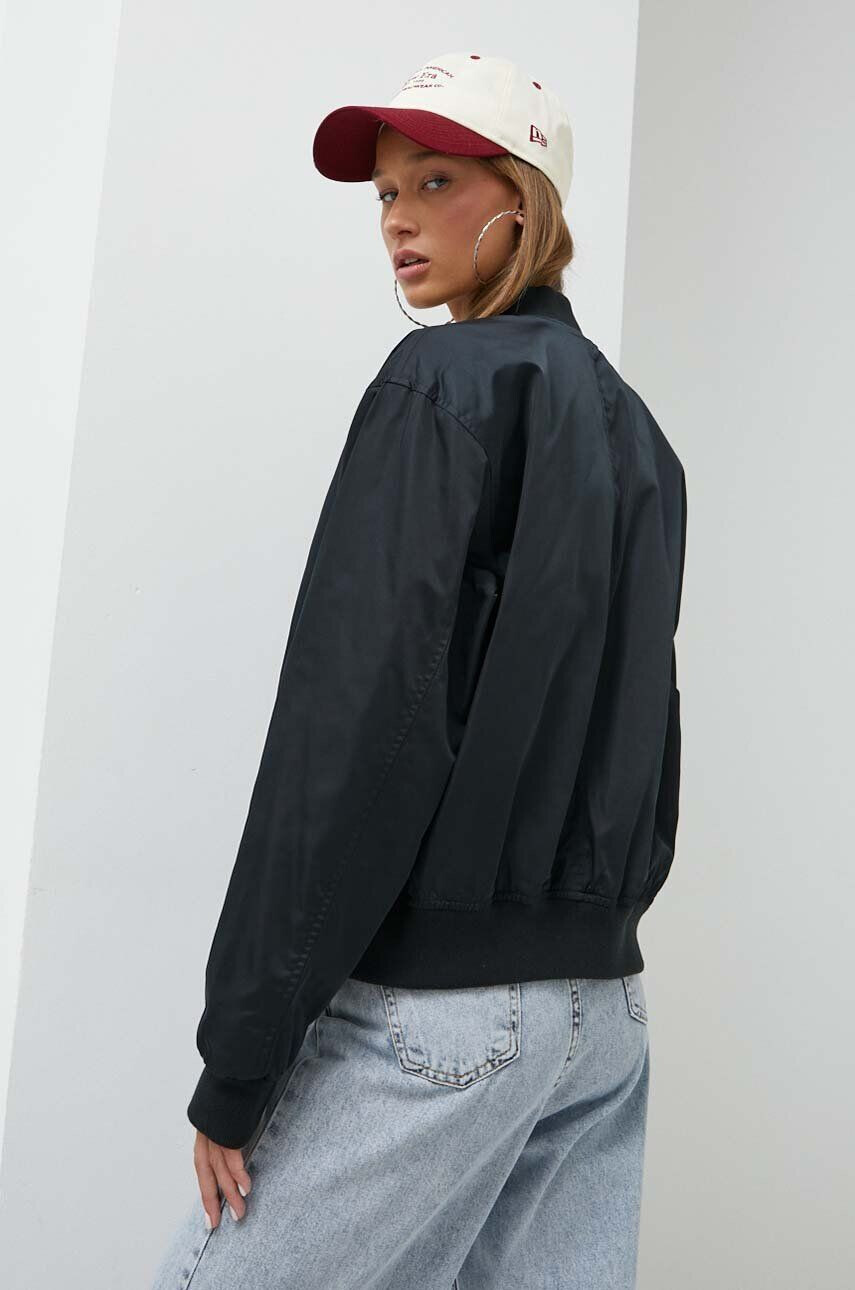 Hollister Co. geaca bomber femei culoarea negru de tranzitie - Pled.ro