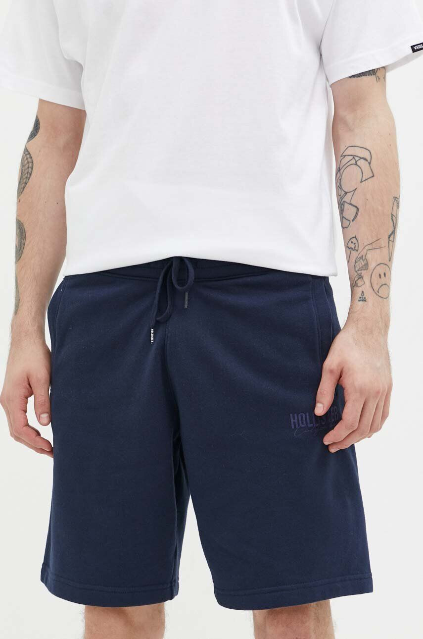 Hollister Co. pantaloni scurti - Pled.ro