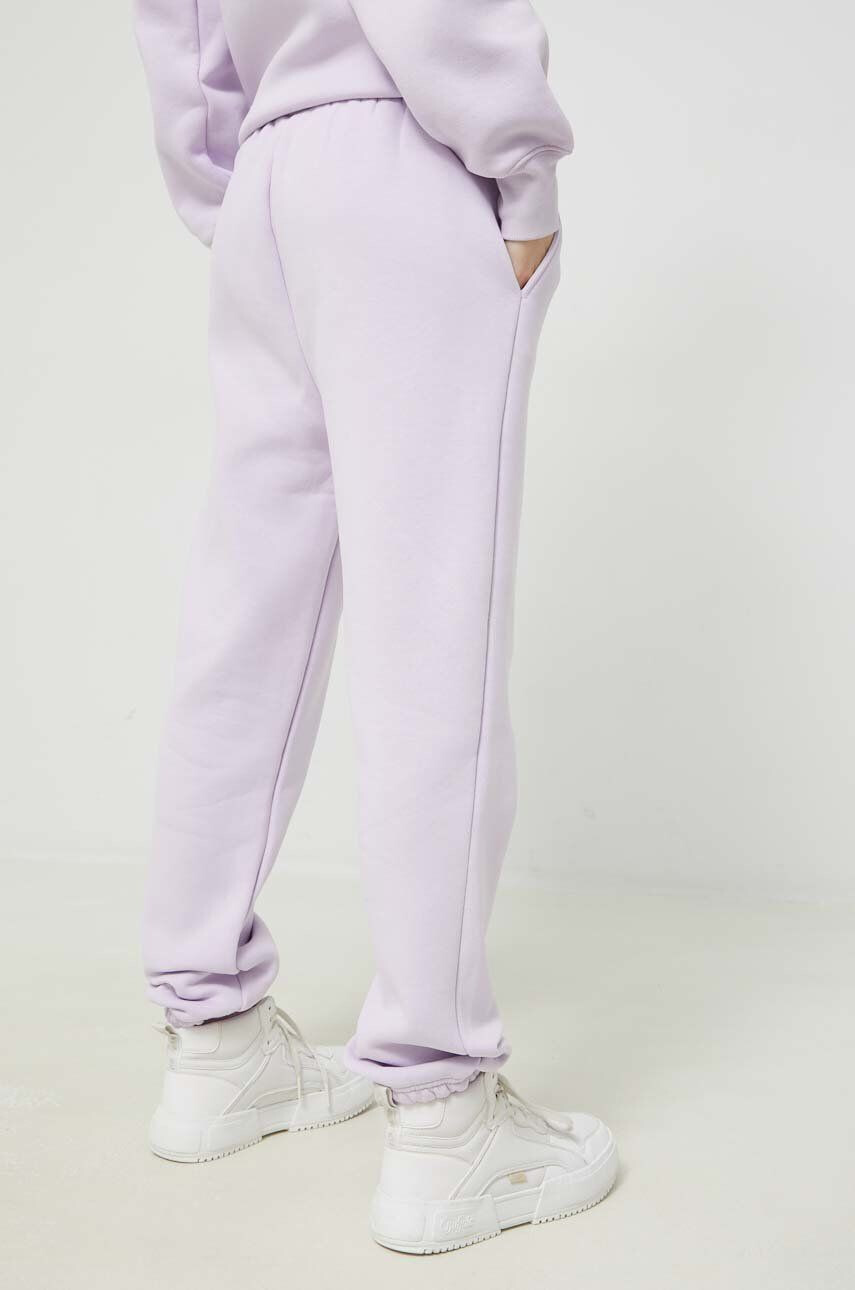 Juicy Couture pantaloni de trening Wendy femei culoarea violet cu imprimeu - Pled.ro