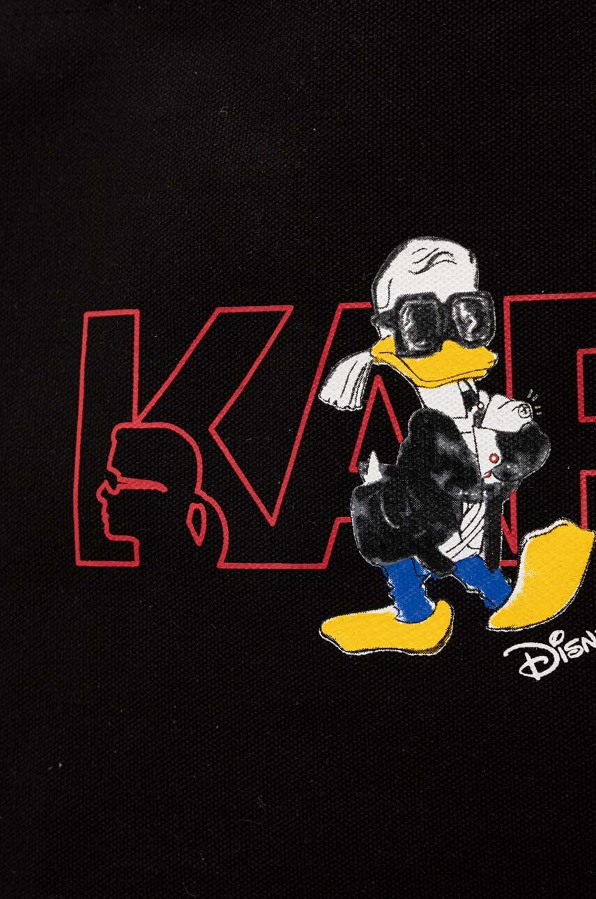 Karl Lagerfeld poseta cu doua fete x Disney - Pled.ro