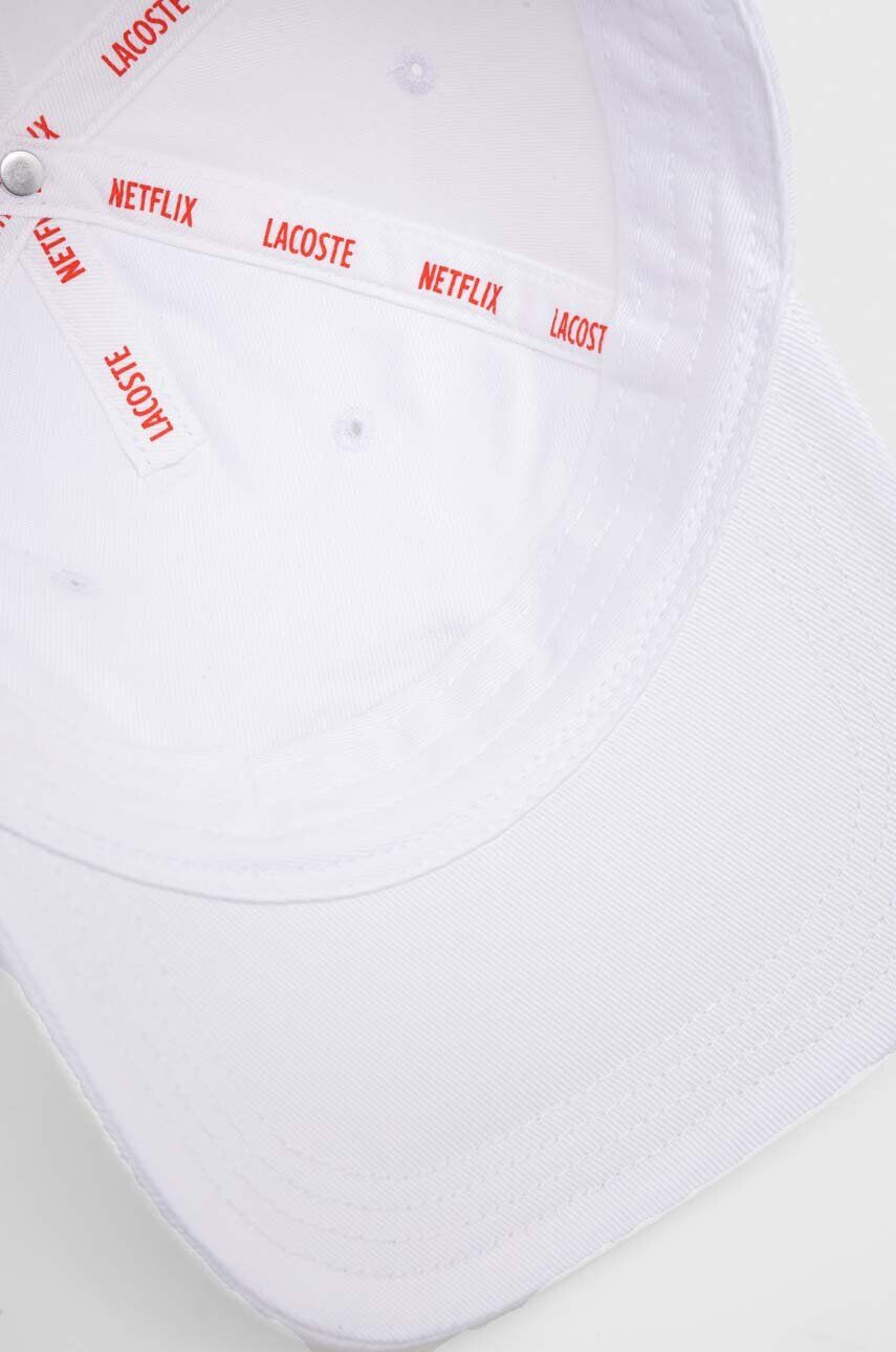 Lacoste șapcă din bumbac x Netflix culoarea alb cu imprimeu RK7743-VIQ - Pled.ro