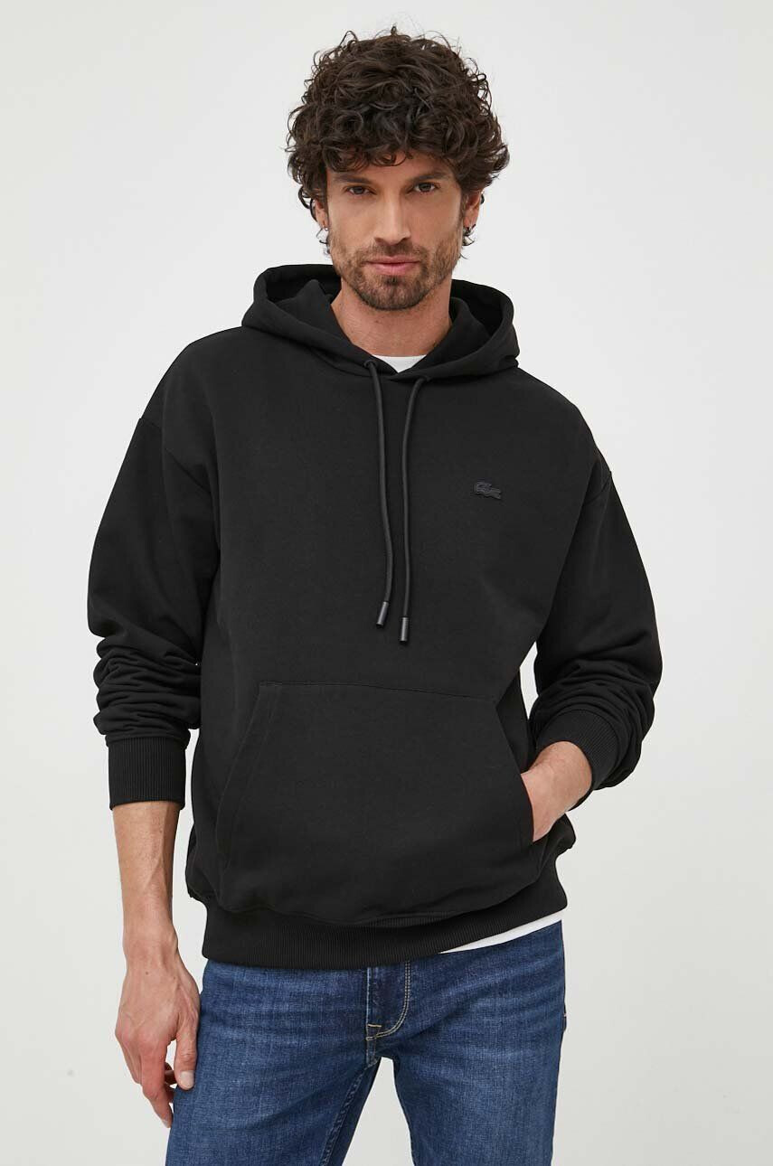 Lacoste hanorac de bumbac x Netflix barbati culoarea negru cu glugă modelator - Pled.ro