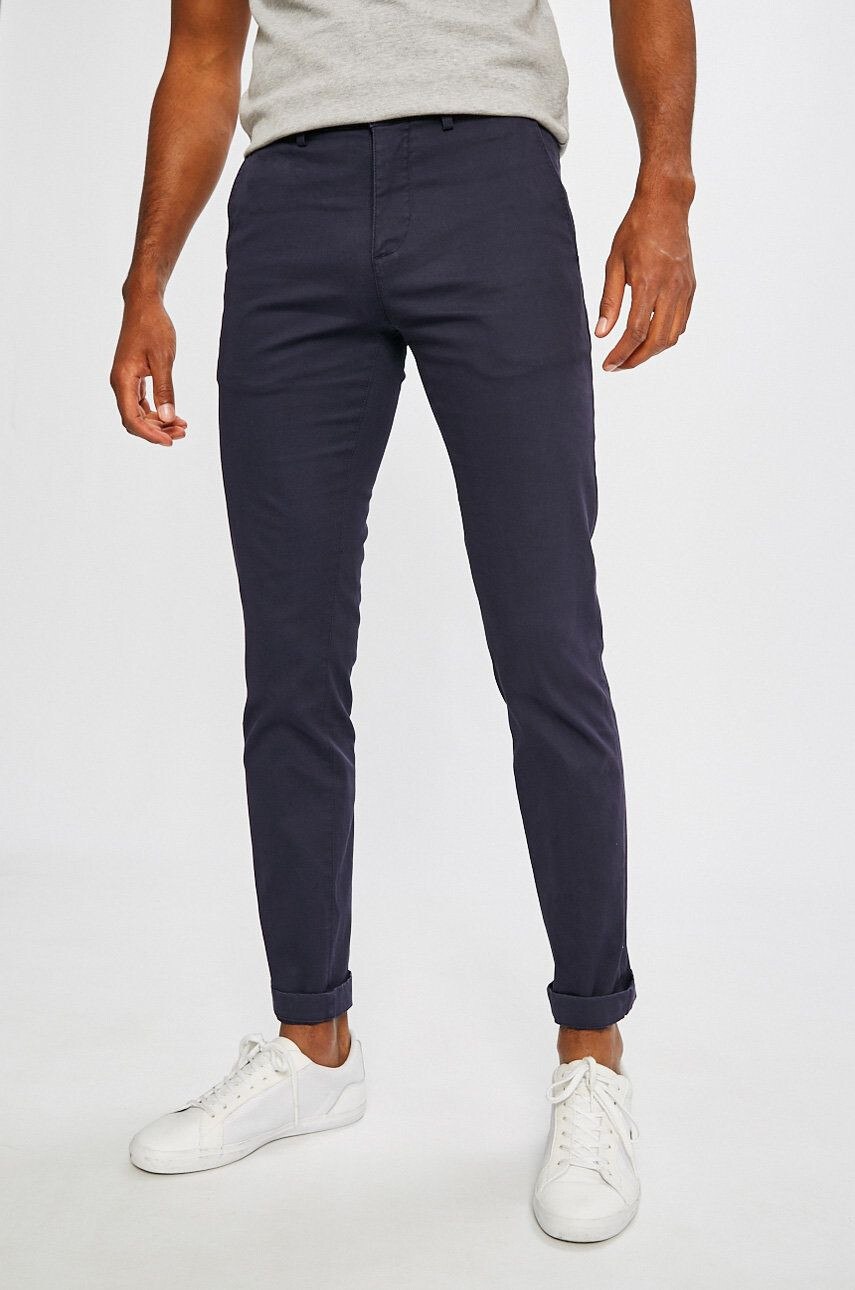 Lacoste Pantaloni - Pled.ro