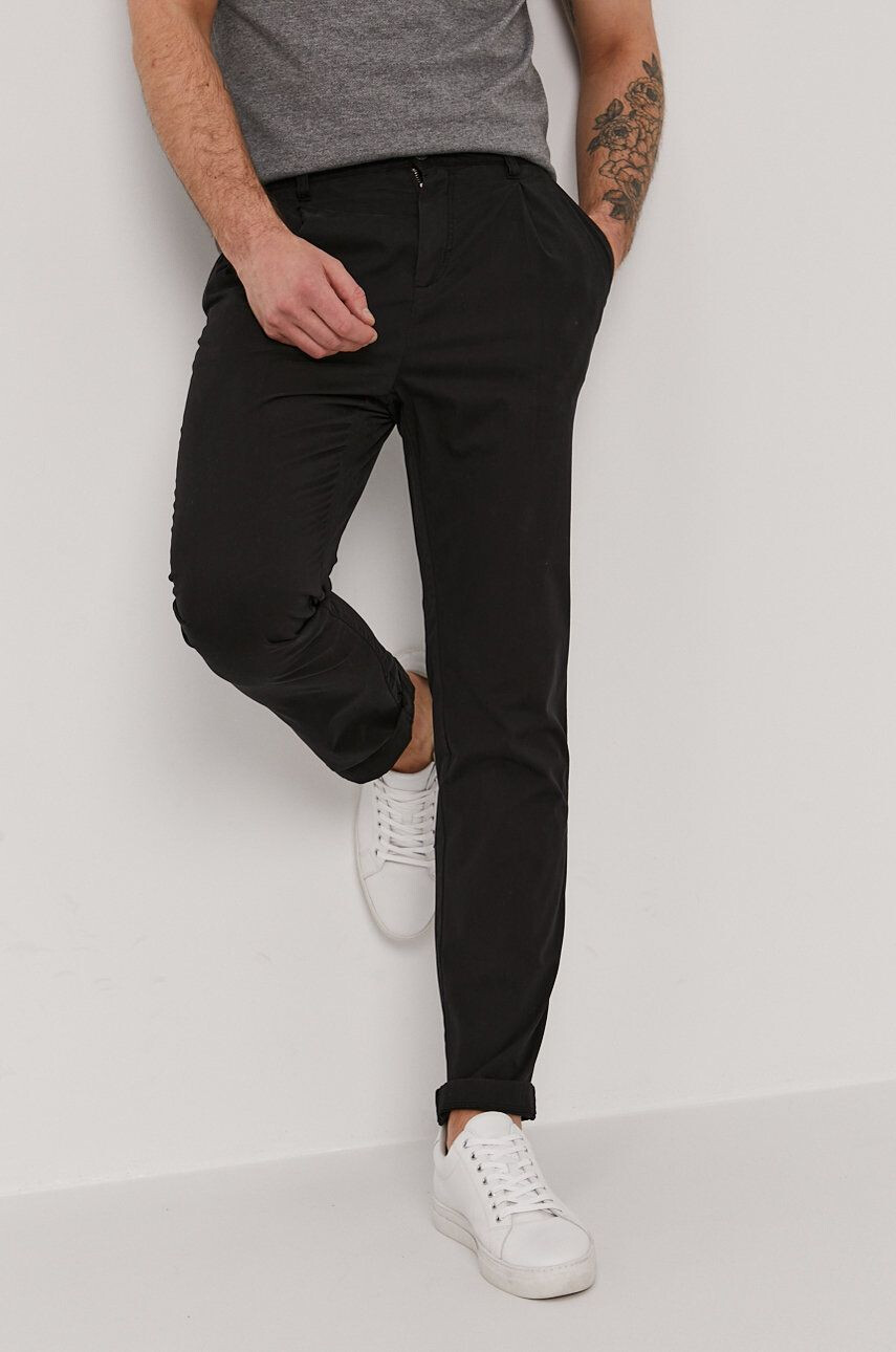 Lyle & Scott Pantaloni bărbați culoarea negru model drept - Pled.ro