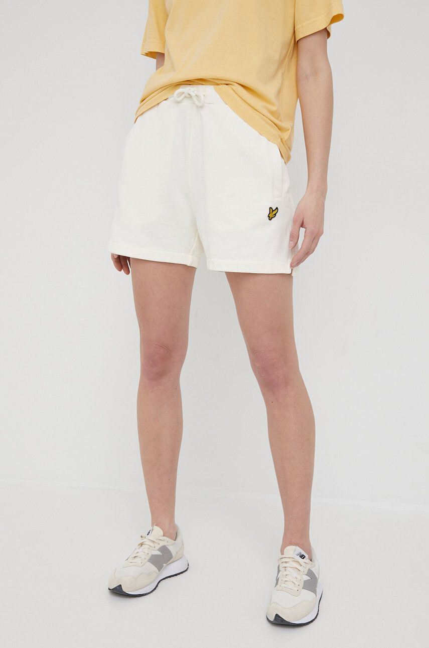 Lyle & Scott pantaloni scurti din bumbac femei culoarea bej neted high waist - Pled.ro