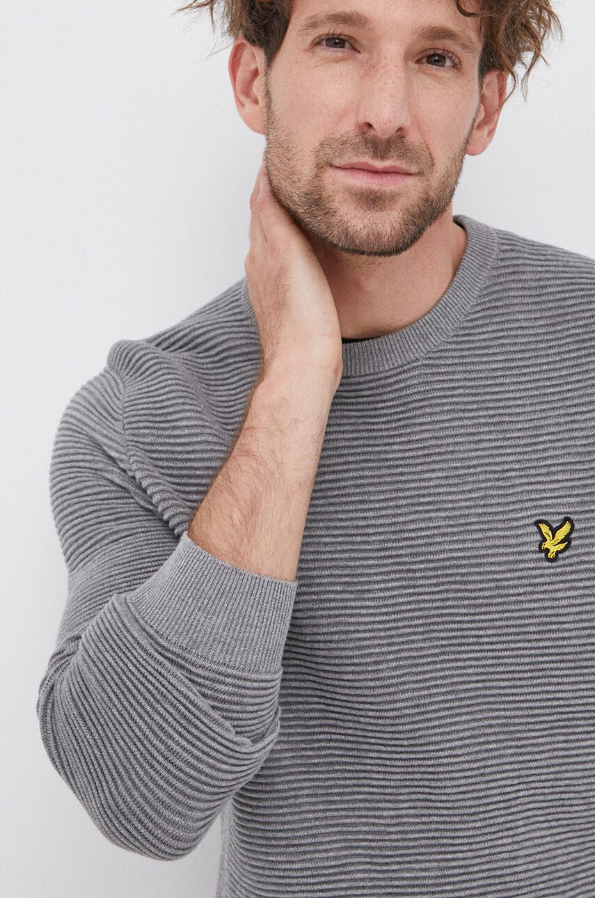 Lyle & Scott Pulover de bumbac bărbați culoarea gri light - Pled.ro