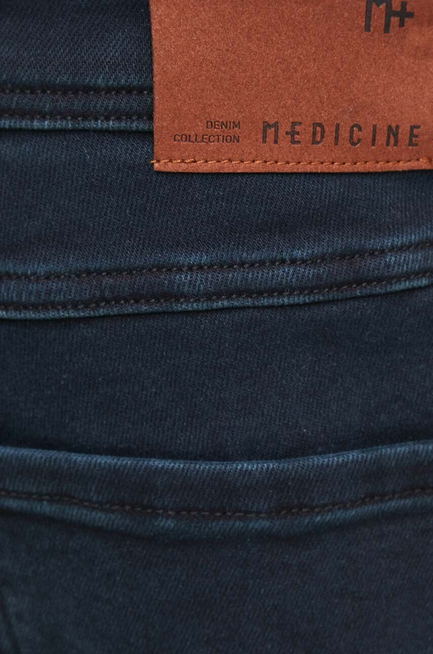 Medicine jeansi barbati culoarea albastru marin - Pled.ro