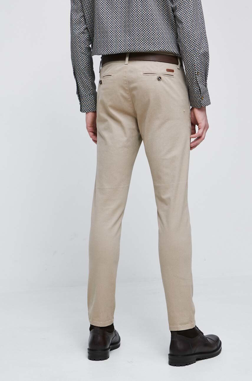 Medicine pantaloni barbati culoarea bej cu fason chinos - Pled.ro