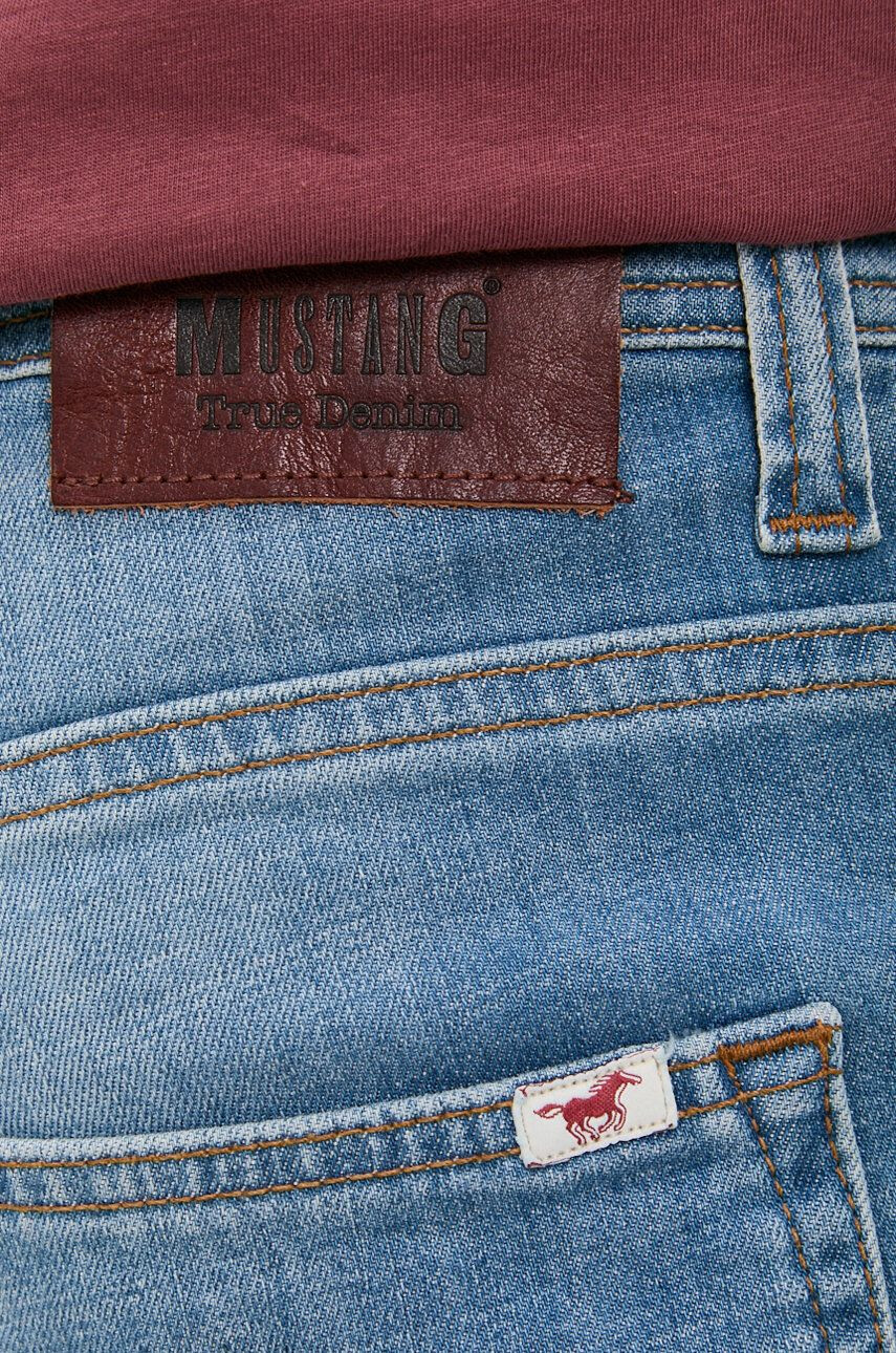 Mustang Pantaloni scurți jeans - Pled.ro