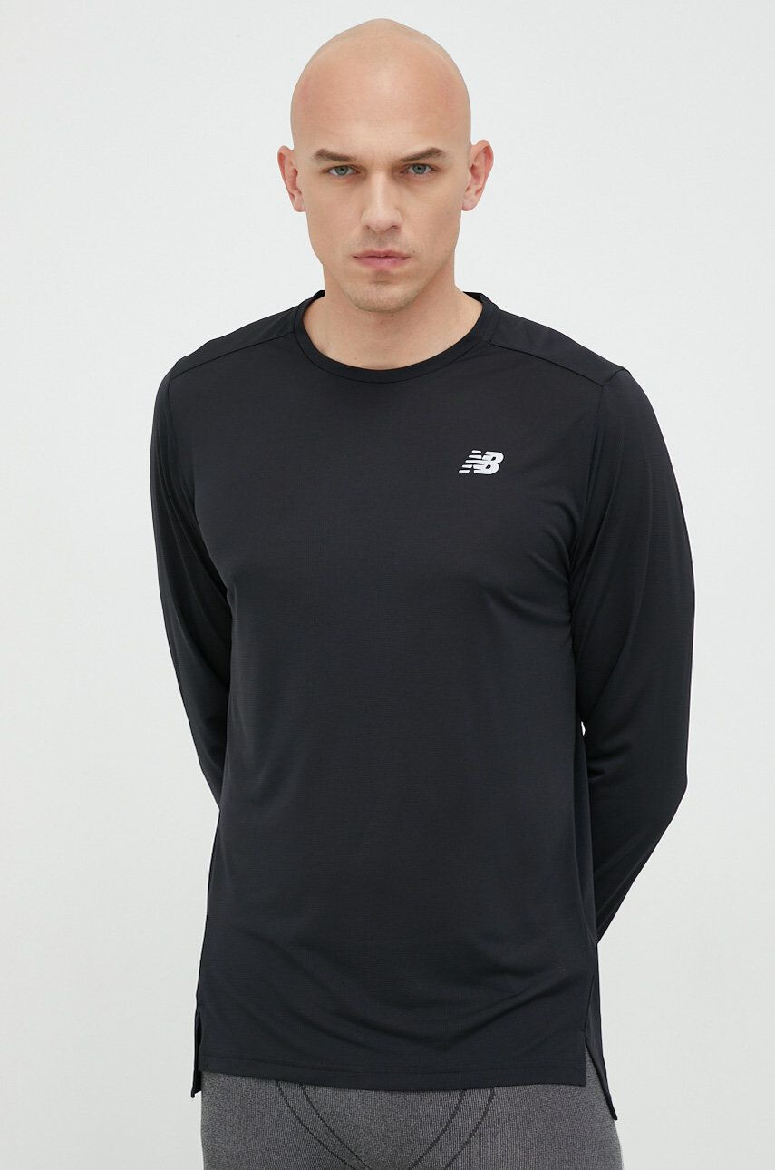 New Balance longsleeve pentru alergare Accelerate culoarea negru neted - Pled.ro