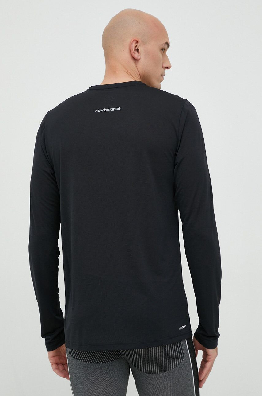 New Balance longsleeve pentru alergare Accelerate culoarea negru neted - Pled.ro