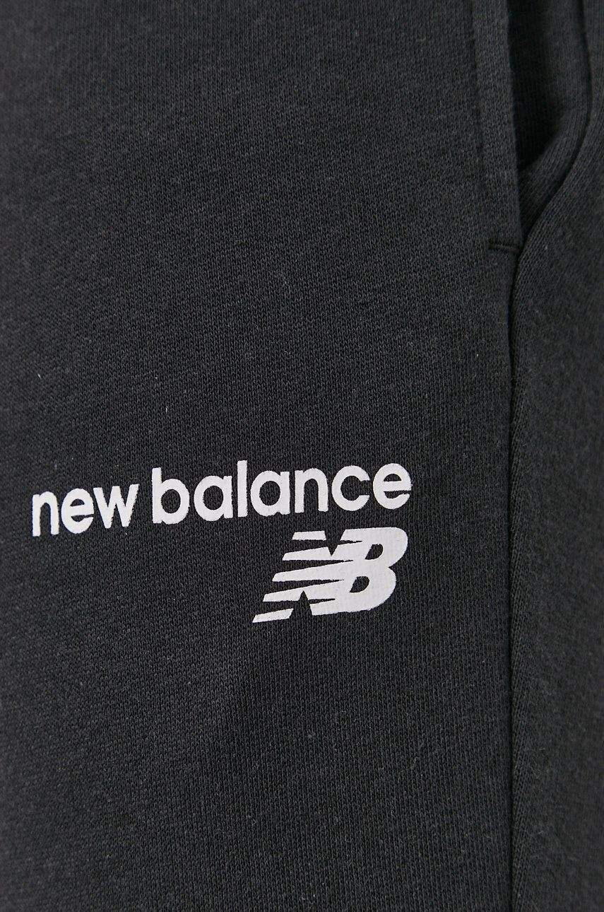 New Balance Pantaloni MP03904BK bărbați culoarea negru material neted MP03904BK-001 - Pled.ro