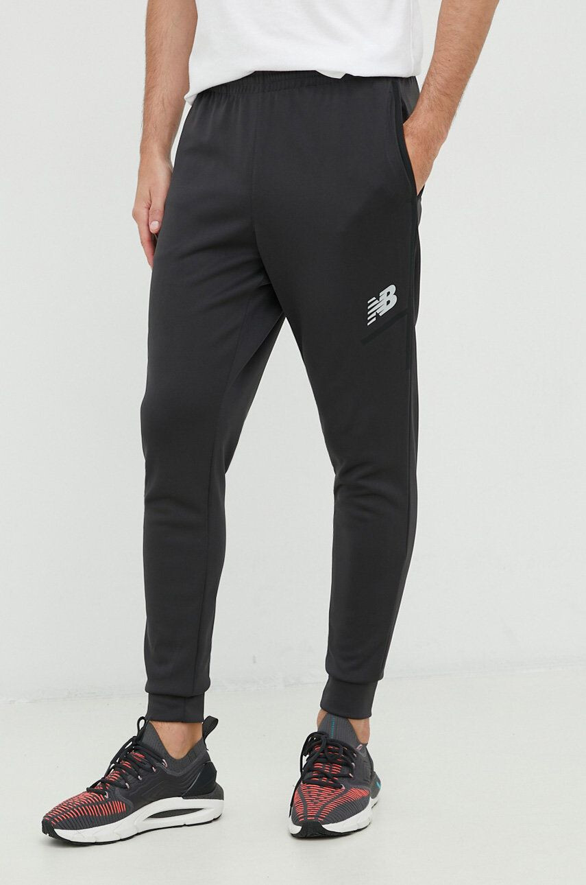 New Balance pantaloni de antrenament Tenacity barbati culoarea negru neted - Pled.ro