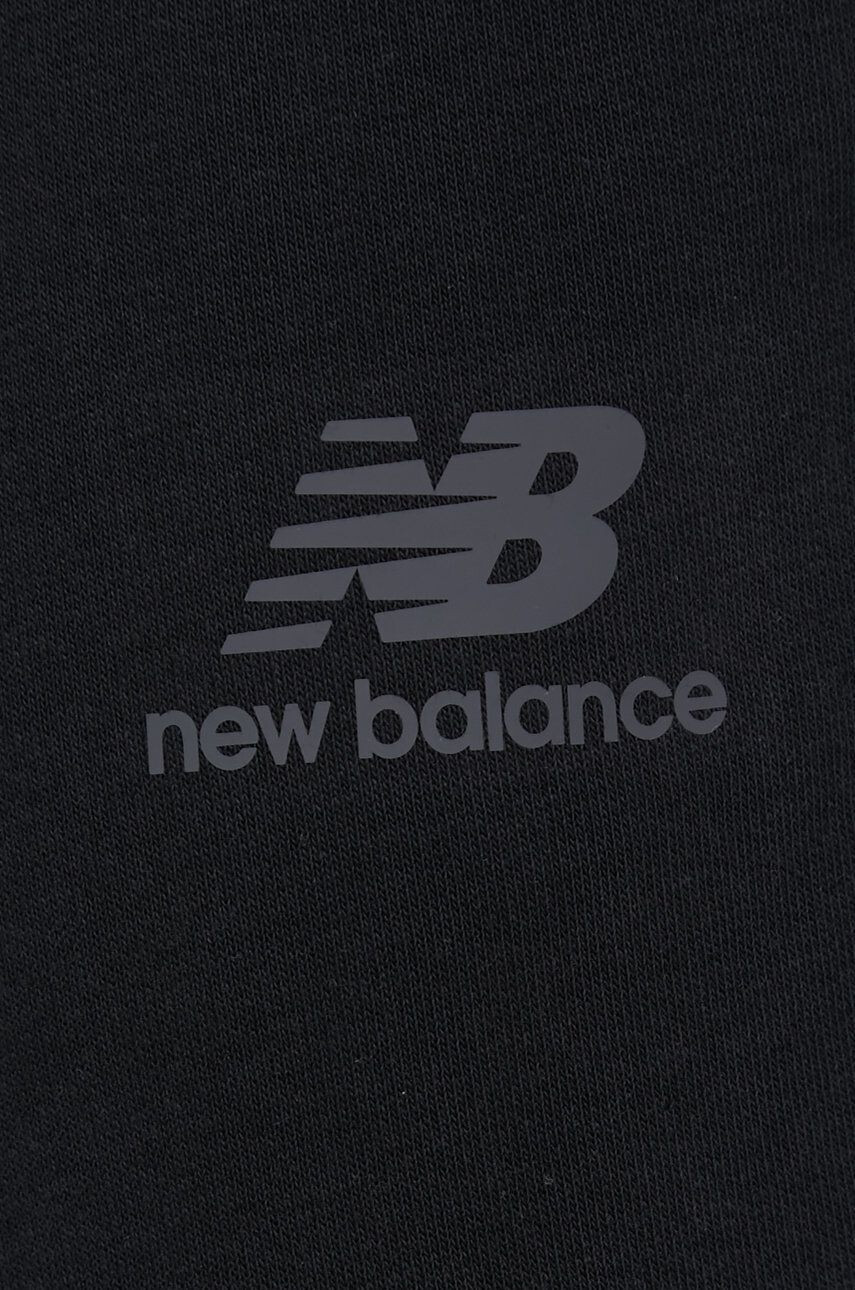 New Balance pantaloni de trening MP21503BK - Pled.ro