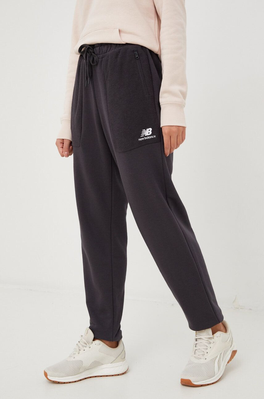 New Balance pantaloni de trening - Pled.ro