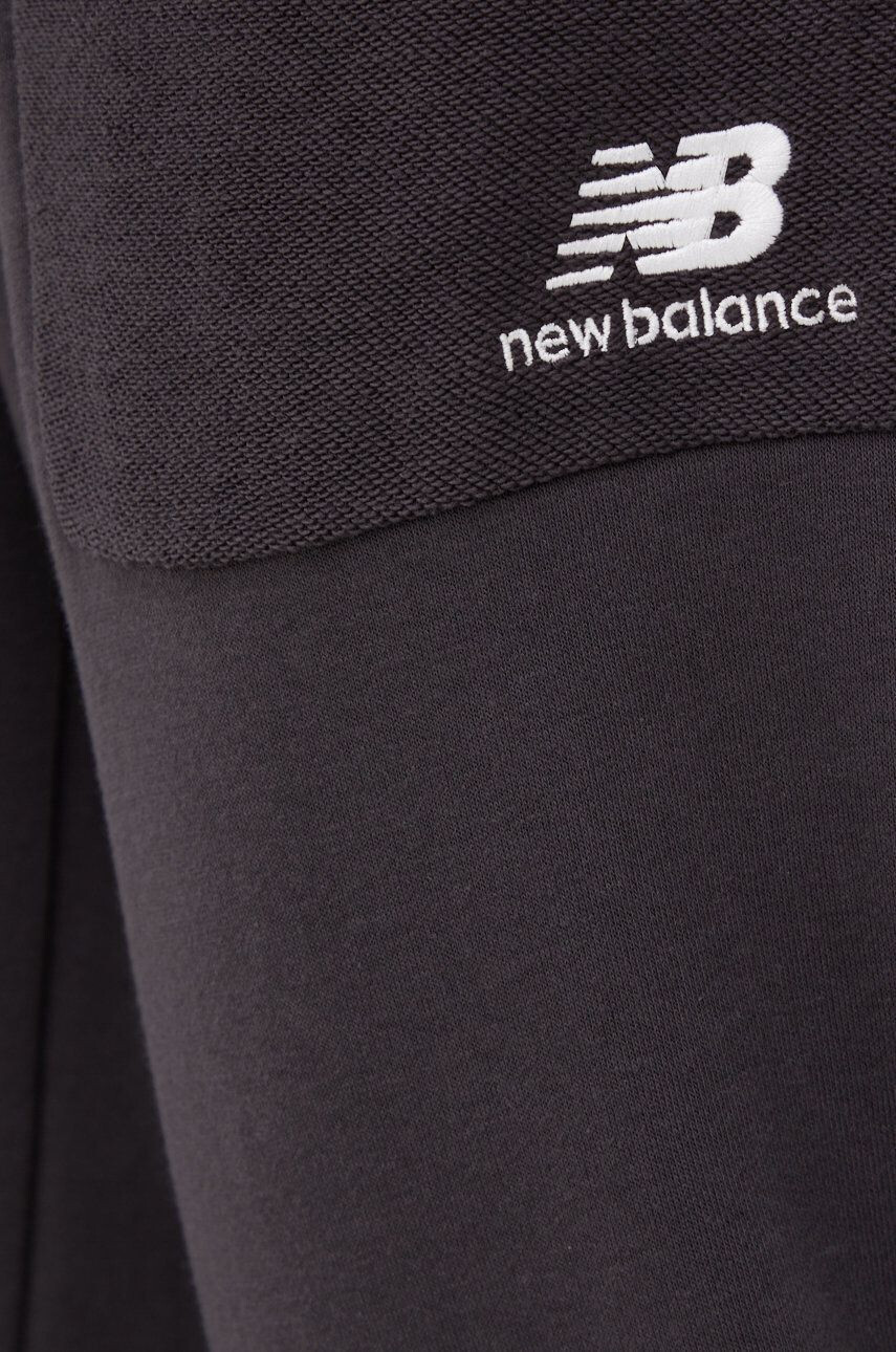 New Balance pantaloni de trening - Pled.ro