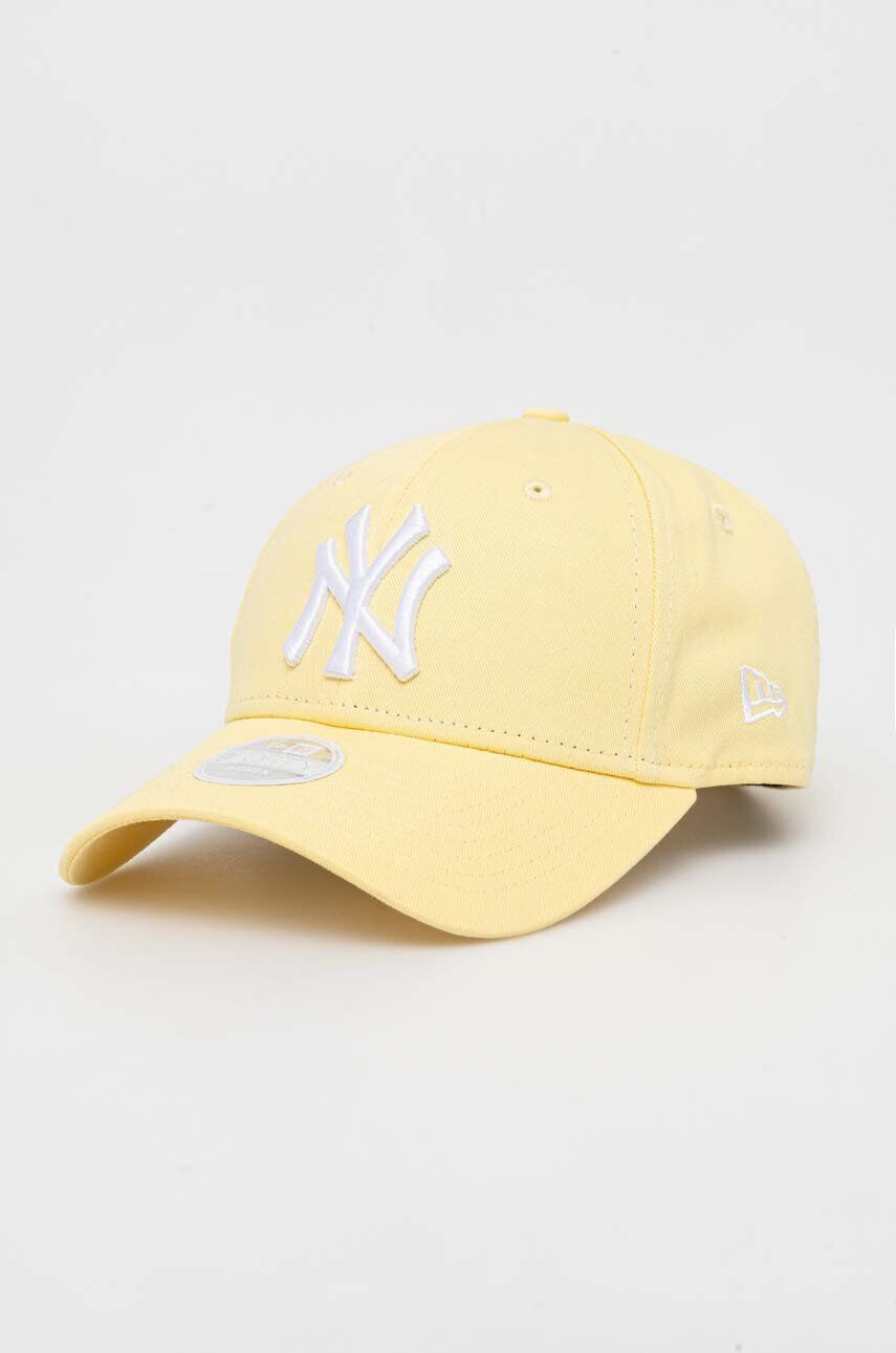 New Era șapcă de baseball din bumbac culoarea galben cu imprimeu NEW YORK YANKEES - Pled.ro