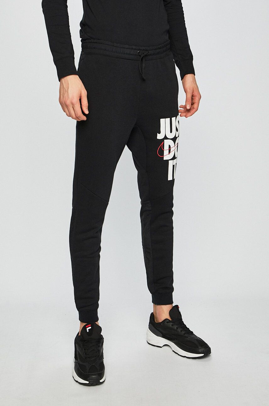 Nike Pantaloni - Pled.ro