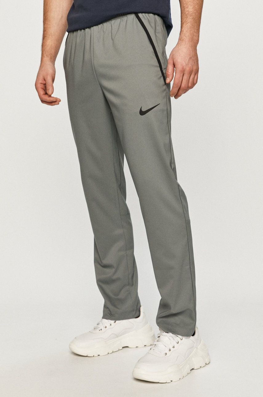 Nike Pantaloni - Pled.ro