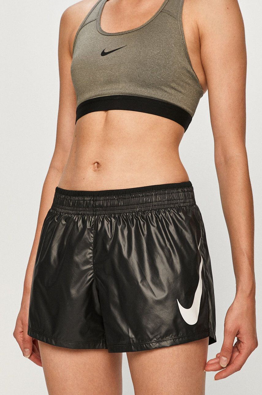 Nike Pantaloni scurti - Pled.ro