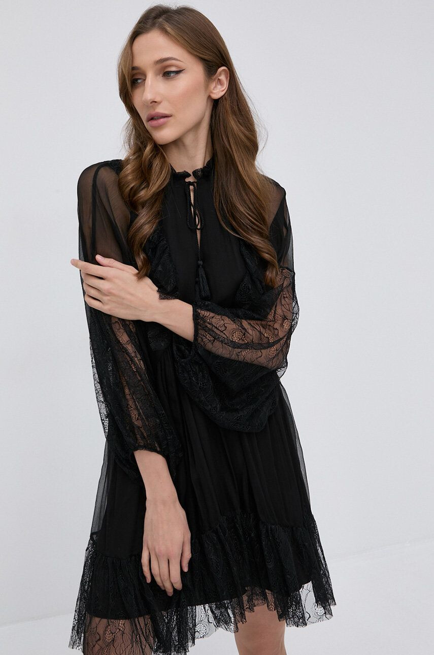 Nissa Rochie - Pled.ro