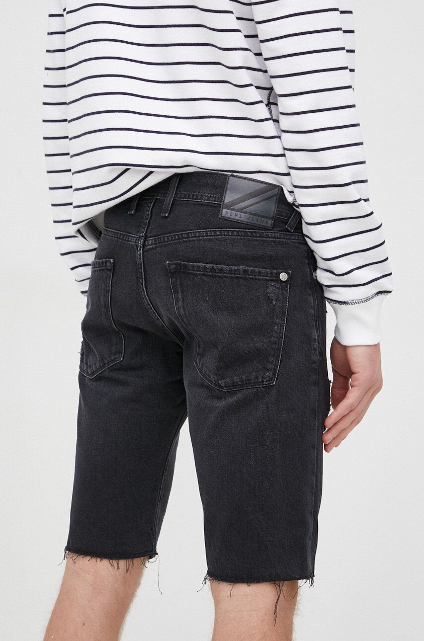 Pepe Jeans pantaloni scurti jeans Stanley Short Destroy barbati culoarea negru - Pled.ro