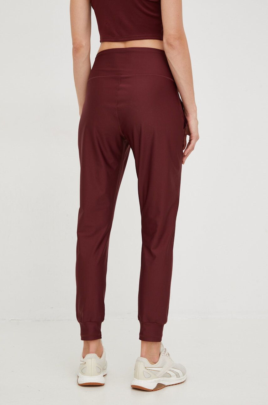 Puma pantaloni de antrenament Fit Eversculpt femei culoarea bordo cu imprimeu - Pled.ro